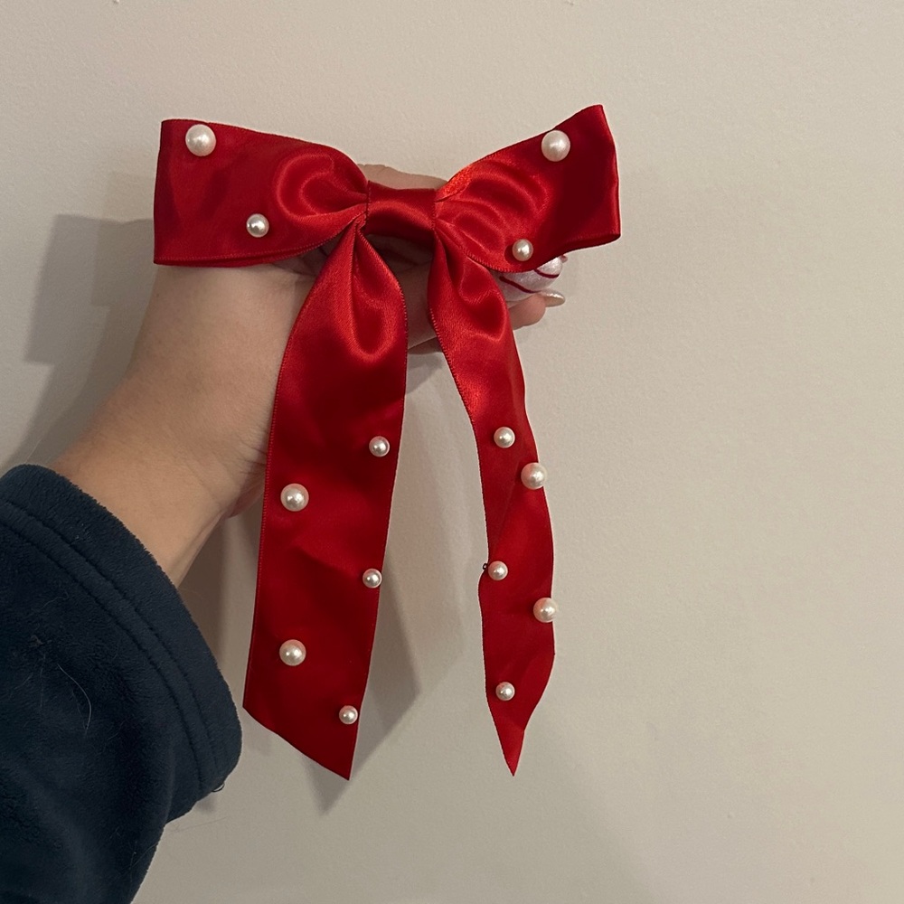 Elegant Red Bow Hair Clip with Pearls